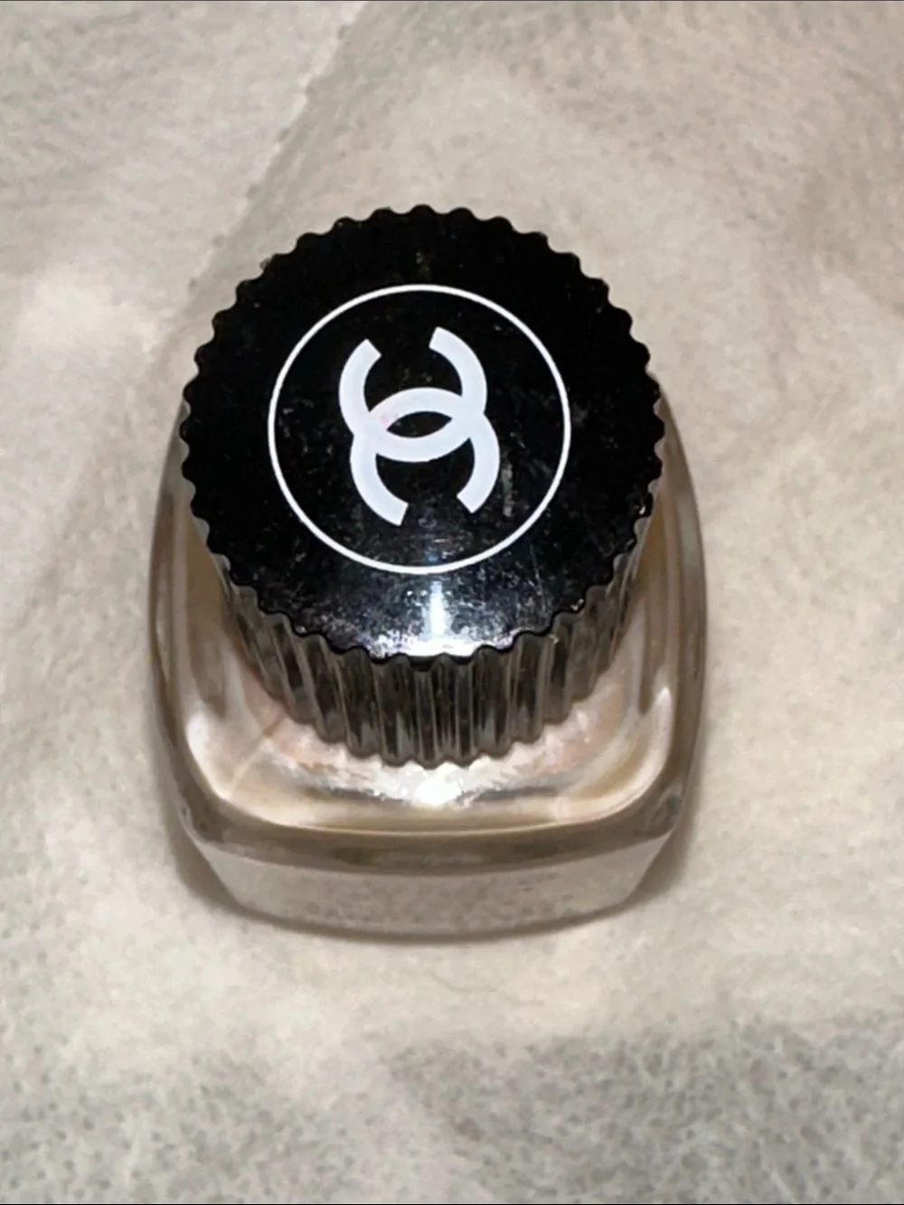 CHANEL Le Vernis Longwear Nail Colour Polish 548 Shade: Blanc White